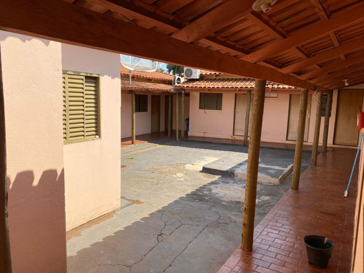 Hotel Cristo Redentor Jatai Exterior photo
